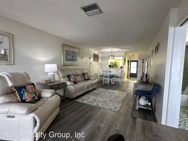 Foto del edificio - 1 br, 1 bath House - 9011 Midnight Pass Rd...