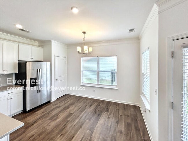 Building Photo - 3604 Pelham Wood Dr