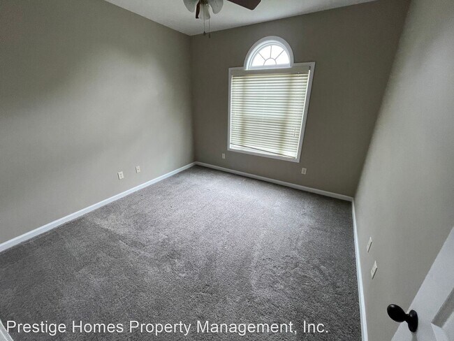 Foto del edificio - 3 br, 2 bath House - 667 Valley Stream Drive