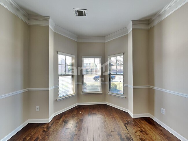 Foto del edificio - 137 Border Ave