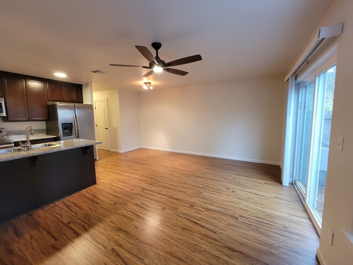 Foto principal - 54 S Haskell St