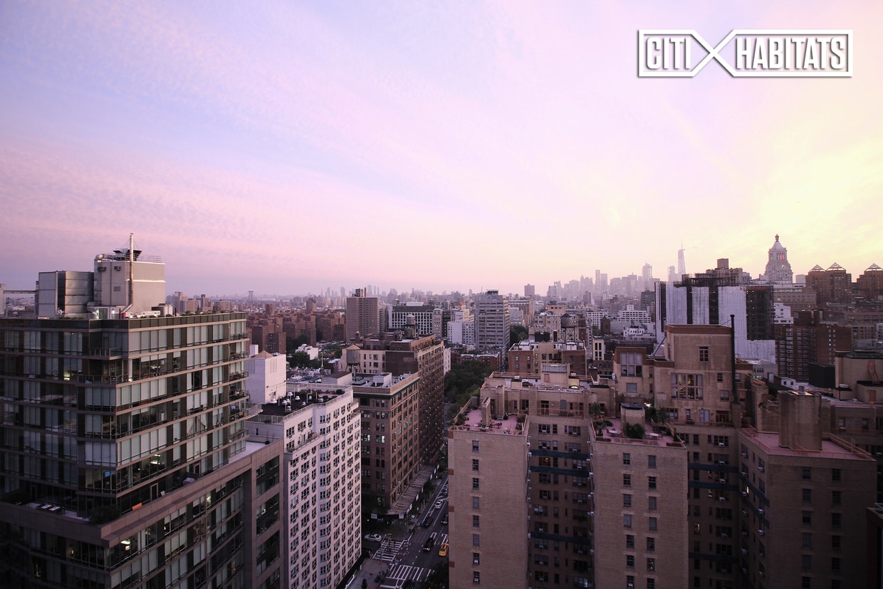 Primary Photo - Cooper Gramercy