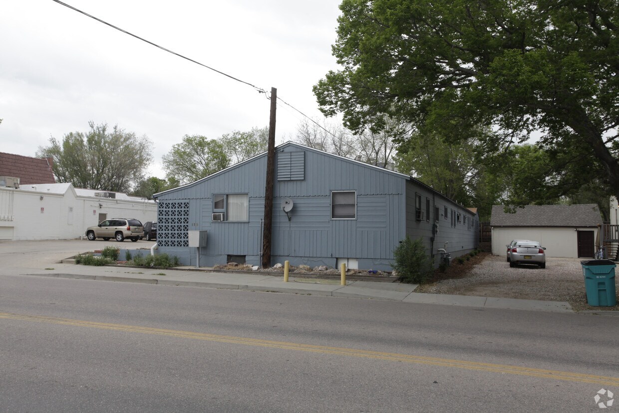 Building Photo - 112 E Stuart St