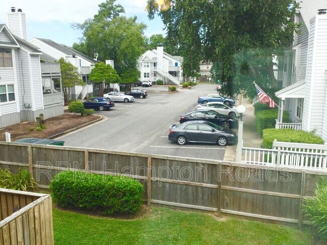 Foto del edificio - 2415 Marsh Creek Ct