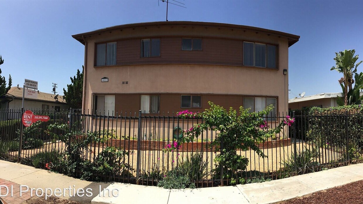 Foto principal - 10219 England Ave