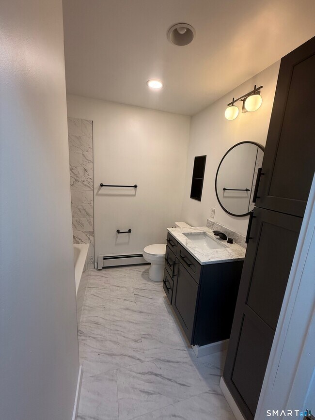 Foto del edificio - 8 Eddy Rd