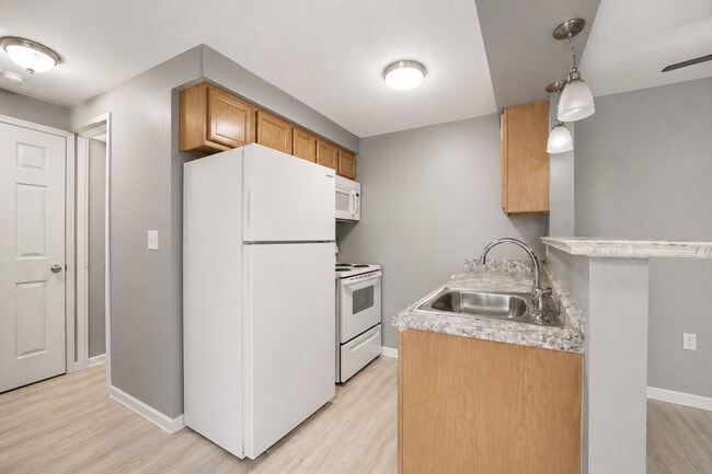 Building Photo - The Wingate Apartments