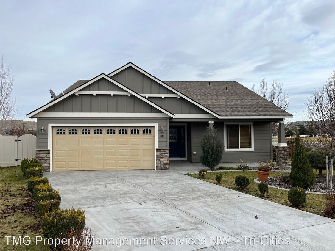 Primary Photo - 3 br, 2 bath House - 500 Lakerose Loop