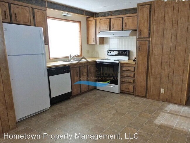 Building Photo - 3 br, 2 bath House - 1405 Church St #3