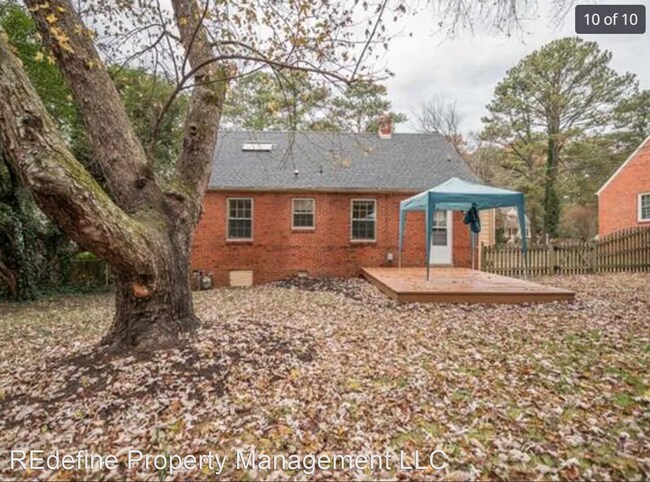 Foto del edificio - 3 br, 2 bath House - 1203 Santa Rosa Road