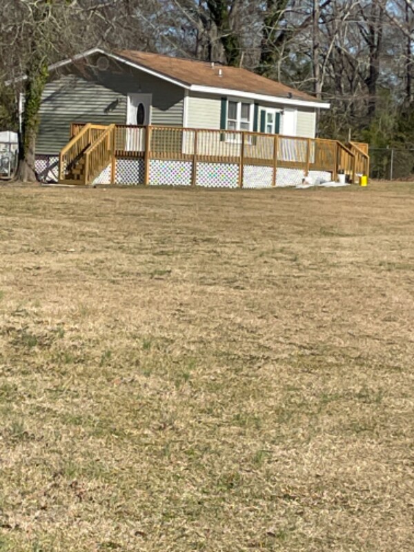 Foto del edificio - 3210 Trotter Rd