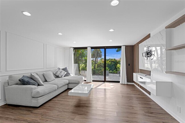 Foto del edificio - 4469 Luxemburg Ct