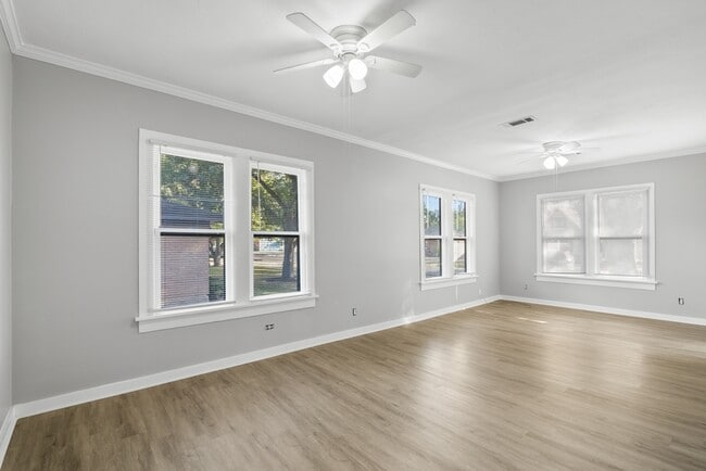 Foto del edificio - 1214 Mulcahy St