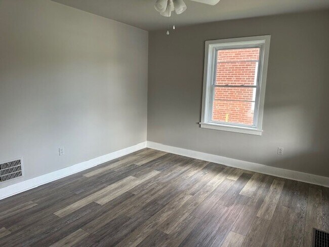 Foto del edificio - 112 S 16th St