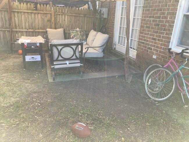 Backyard - 2219 Elm Ave