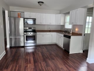 Building Photo - 18 E Rocket Cir