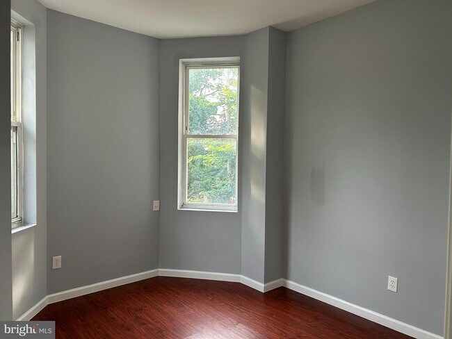 Foto del edificio - 813 N Fulton Ave
