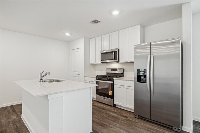 Foto del edificio - 15150 Willow Hts Ln