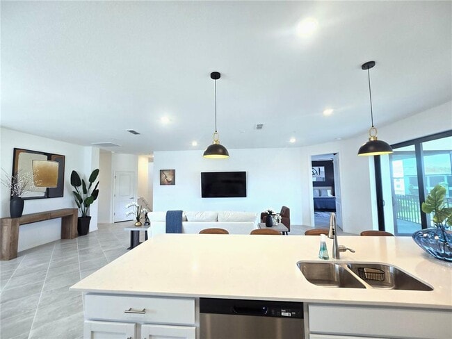 Building Photo - 5552 Summit Point Cir
