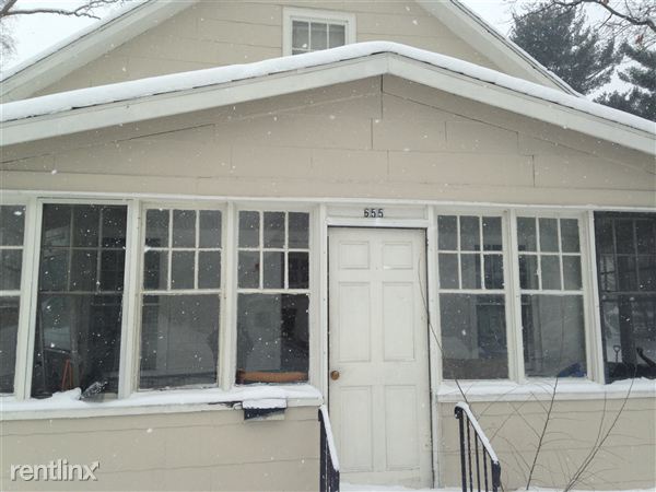 Primary Photo - 655 E Apple Ave