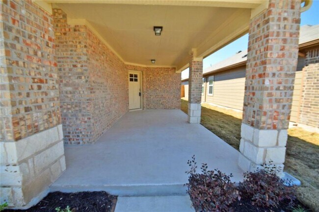 Building Photo - 209 Seaholm Ln