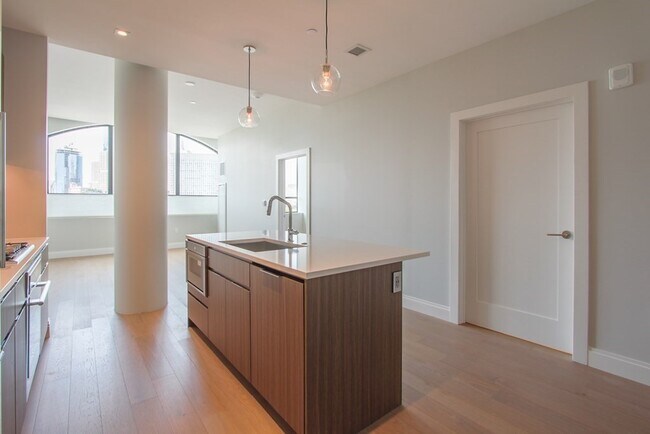 Building Photo - 100 Shawmut Ave