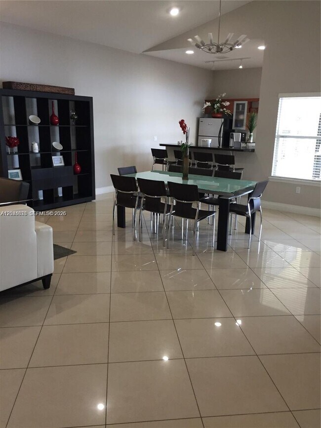 Foto del edificio - 12870 Vista Isles Dr