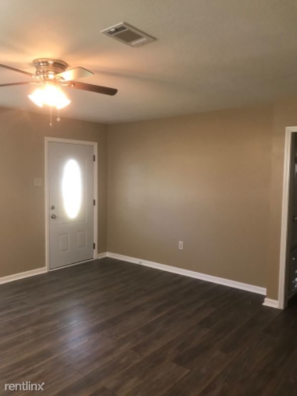 Building Photo - 4 br, 1.5 bath House - 247 Bonnie Dr