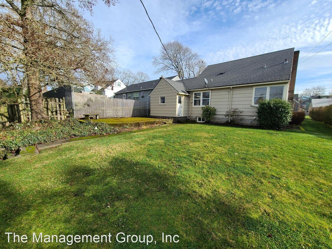 Foto del edificio - 3 br, 1 bath House - 4116 NW Fir Street