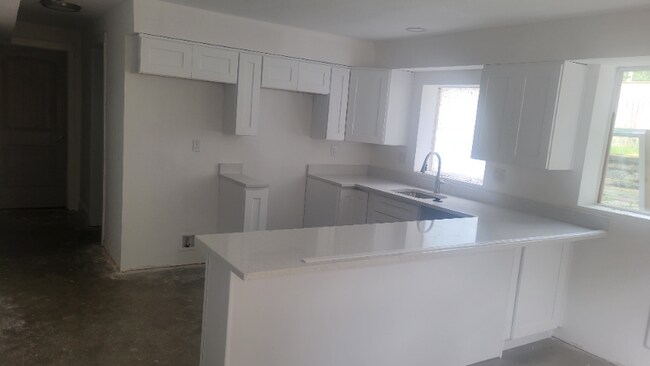 Foto del edificio - 1423 85th Dr NE