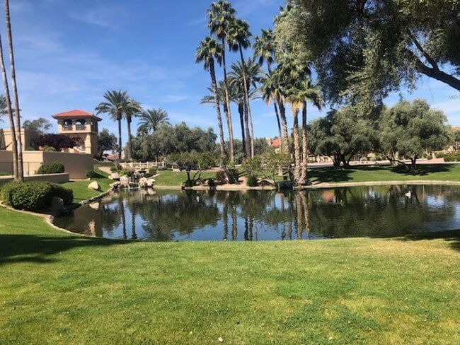 Building Photo - THE RACQUET CLUB IN SCOTTSDALE