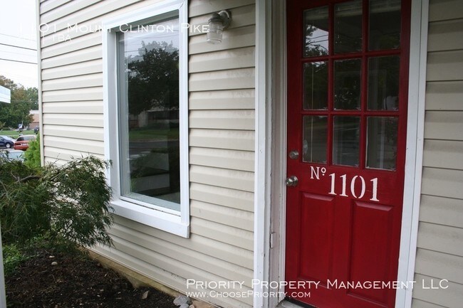 Building Photo - 2 Bedroom 1 Bath Townhome Near EMU
