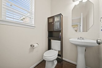 Building Photo - 4027 Waterford Ln
