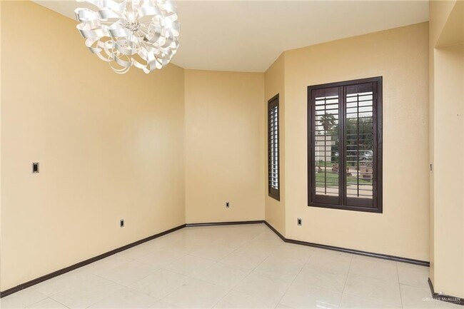 Foto del edificio - 32 S 45th St