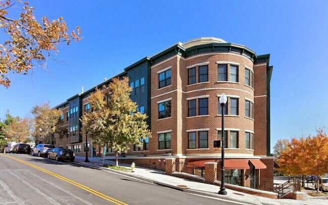 Foto del edificio - 2101 N Monroe St