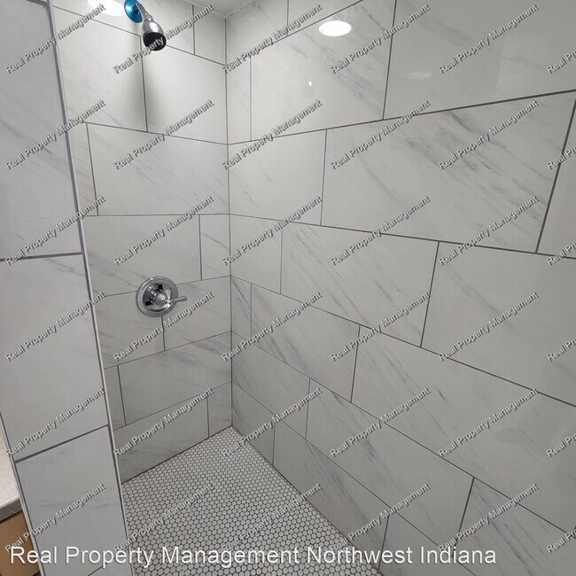 Foto del edificio - 2 br, 1 bath House - 8316 Columbia Ave LL