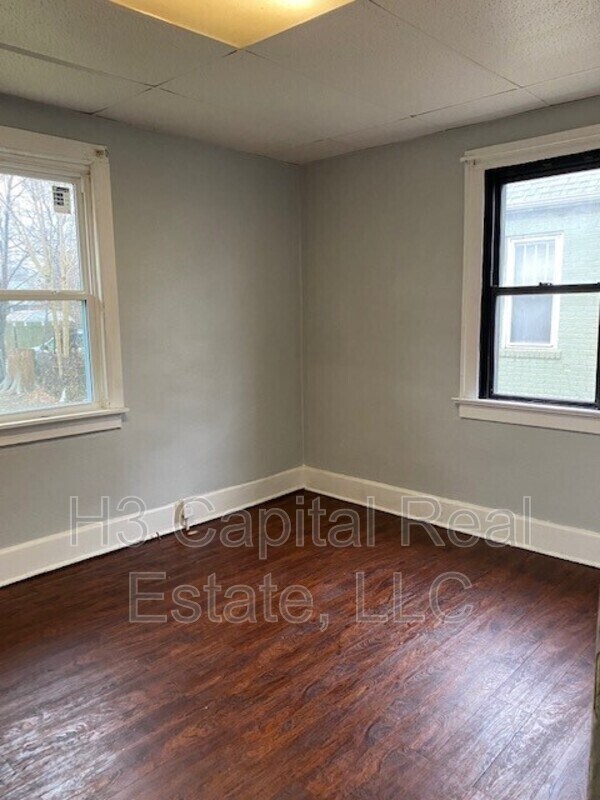 Foto del edificio - 2526 State St