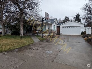 Building Photo - 608 Pierce St