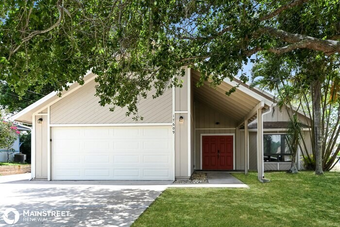 Foto principal - 17609 BRENTWOOD CT, FORT MYERS, FL 33967