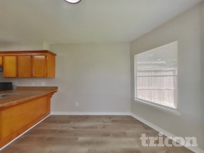 Building Photo - 13311 Danshire Dr