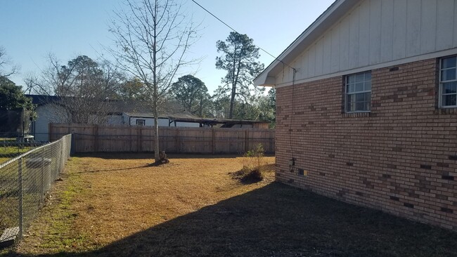Building Photo - Cozy 3 Bedroom/1.5 Bath in Hahira