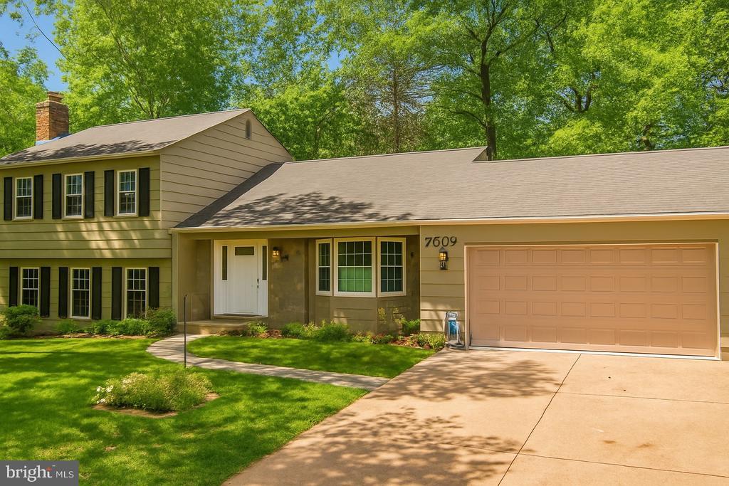 Primary Photo - 7609 Mulberry Bottom Ln