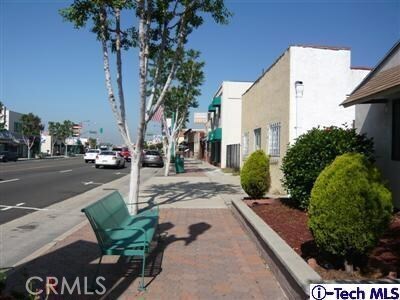 Building Photo - 9173 Las Tunas Dr