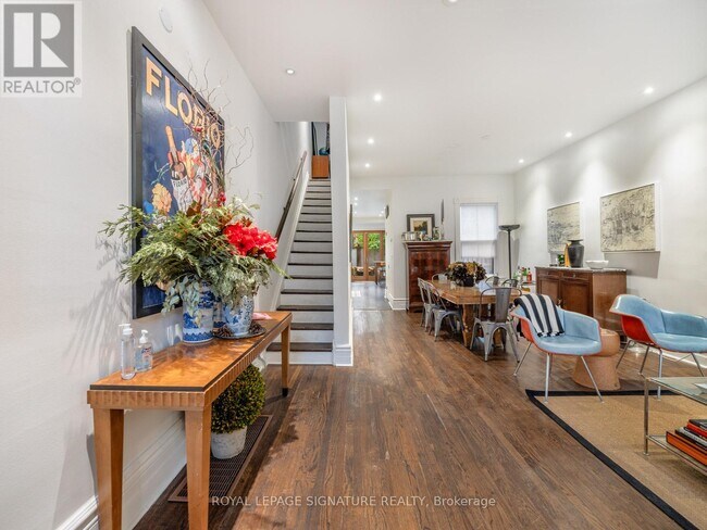 Photo du bâtiment - 14 Tranby Ave