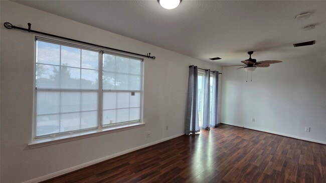 Building Photo - 11806 E Galwan Cir
