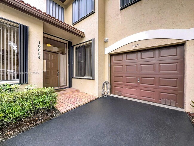 Foto del edificio - 10524 NW 10th St