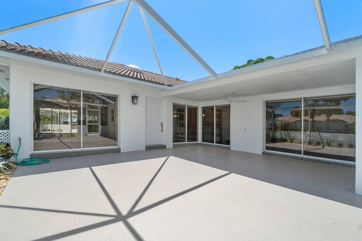 Foto principal - 9802 Chapman Oak Ct