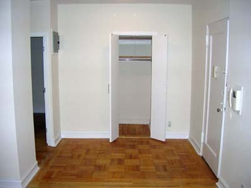 Building Photo - 234 W 46th St