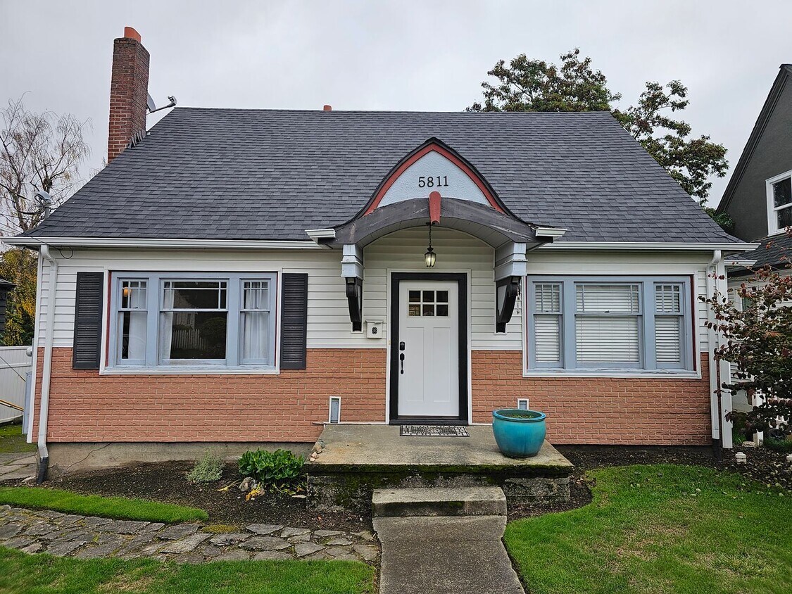 Foto principal - 3 Bed Home for Rent in Tacoma!