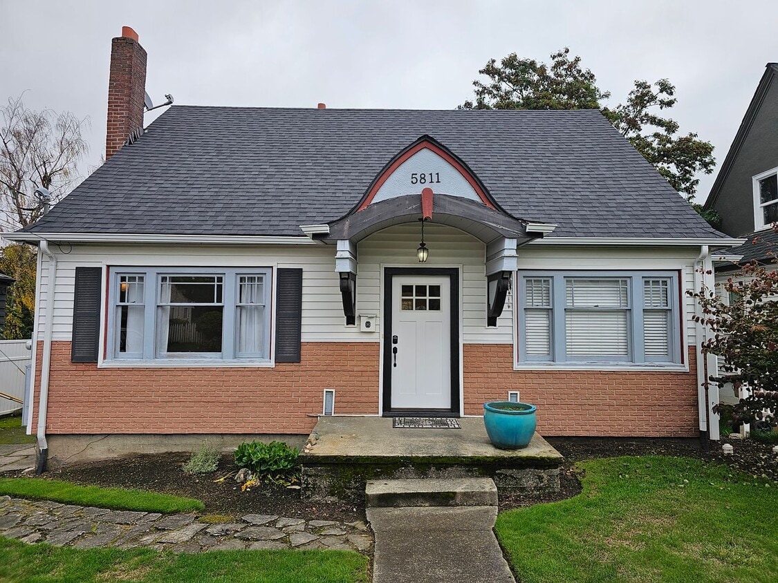 3 Bed Home in House Rental in WA